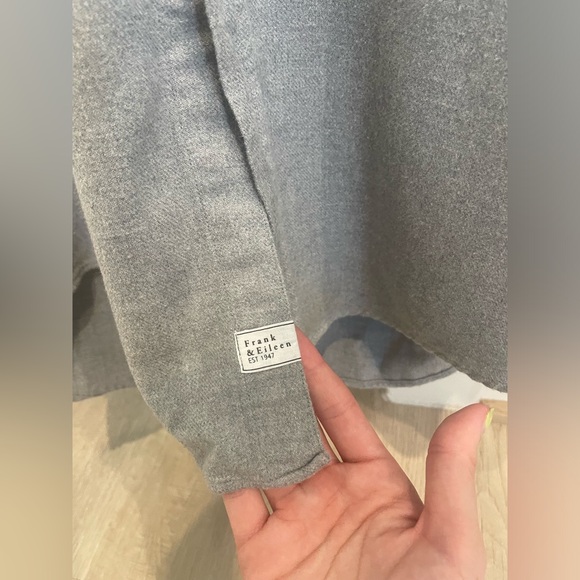 Frank & Eileen Gray Women's Top - Picture 2 of 5